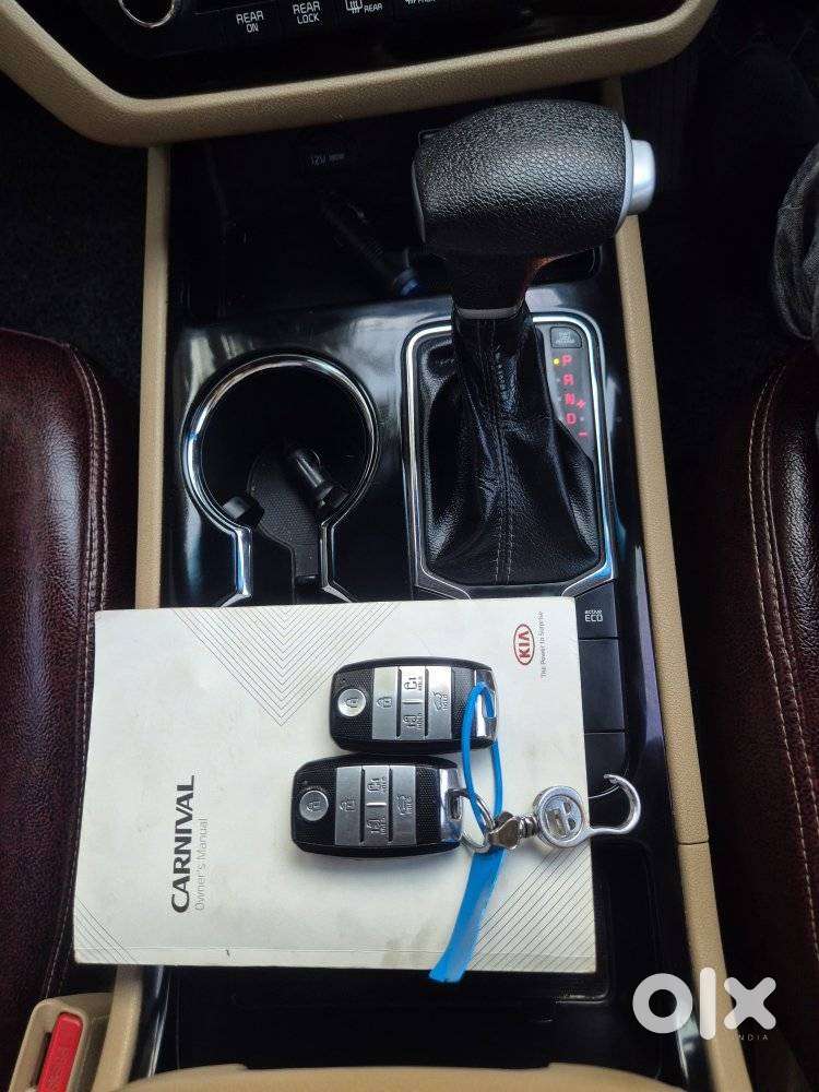 Kia Carnival Premium, 2020, Diesel
