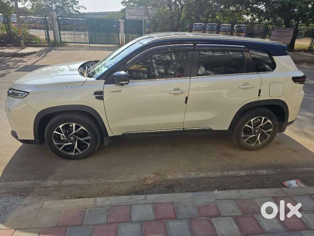 Toyota Urban Cruiser Hyryder 36900 Km Driven