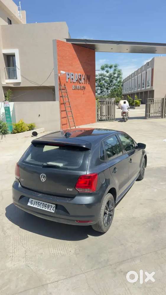 Volkswagen Polo 2015 Petrol 100000 Km Driven Good Condition