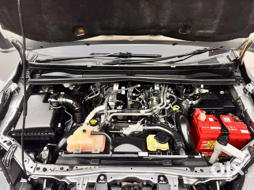 Toyota Innova Crysta 2.4 V 7 Str, 2016, Diesel