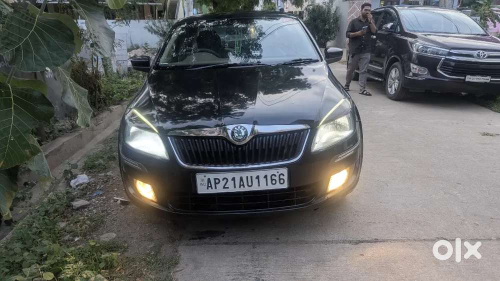 Skoda Rapid Elegance 2013 Diesel