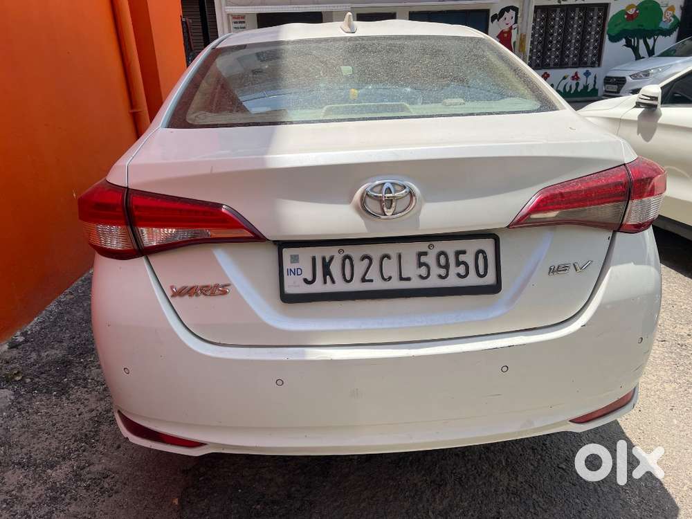 Toyota Yaris Fully Automatic White Colour In Well Condition