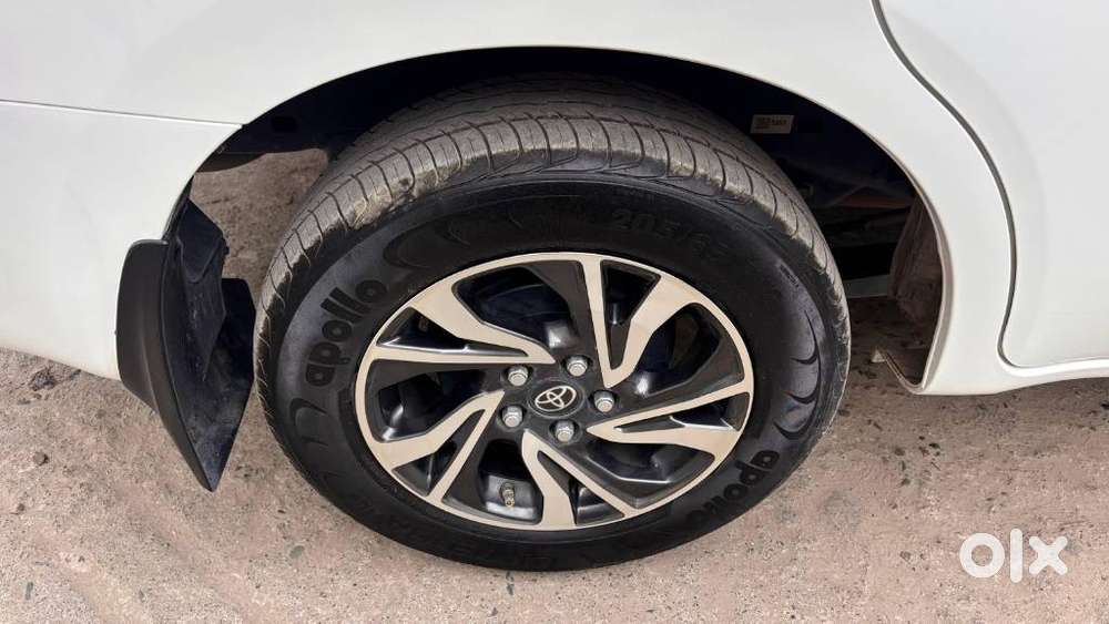 Toyota Innova Crysta, 2022, Petrol