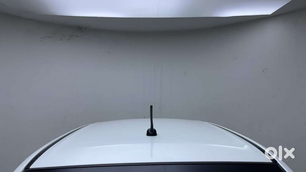 Maruti Suzuki Swift Dzire Vxi Optional, 2017, Petrol