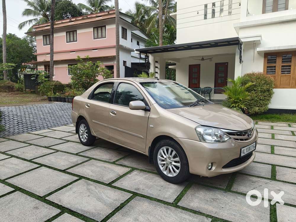 Toyota Etios, 2011, Petrol