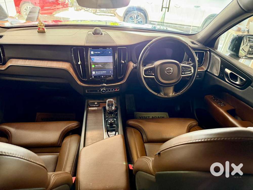 Volvo Xc60 D5 Inscription, 2022, Petrol