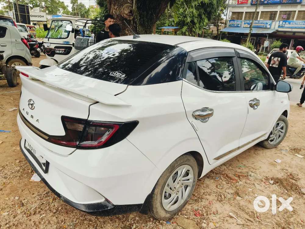 Hyundai Aura 2022 Variant