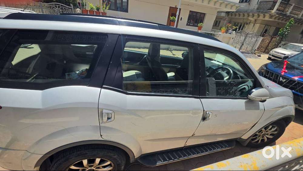 W9at 7 Seater  Single Driver