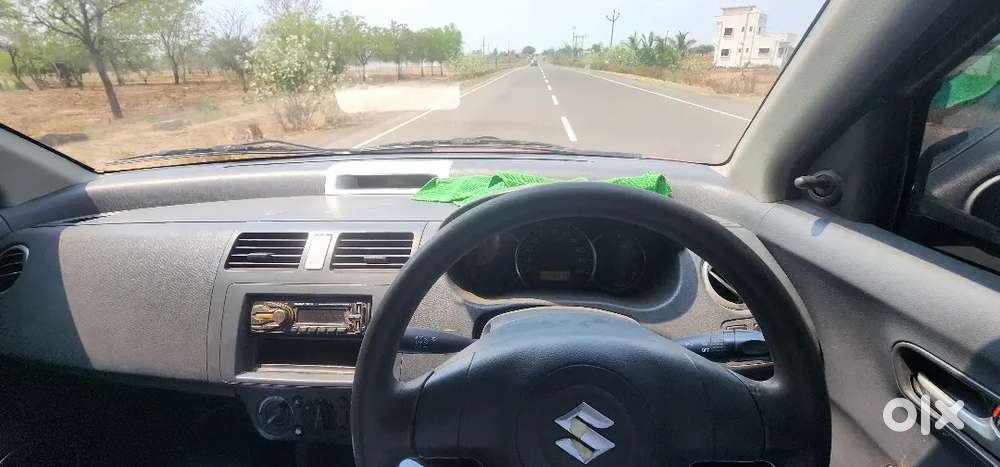 Maruti Suzuki Swift 2010 Diesel 226819 Km Driven