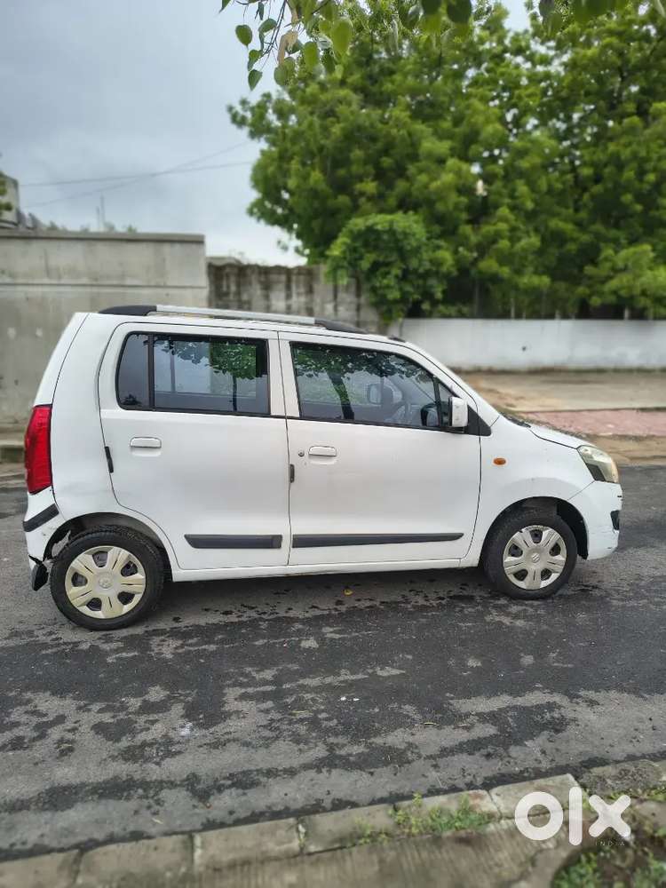 Maruti Suzuki Wagon R Vxi  2013  First Owner  Only 31,000 Km