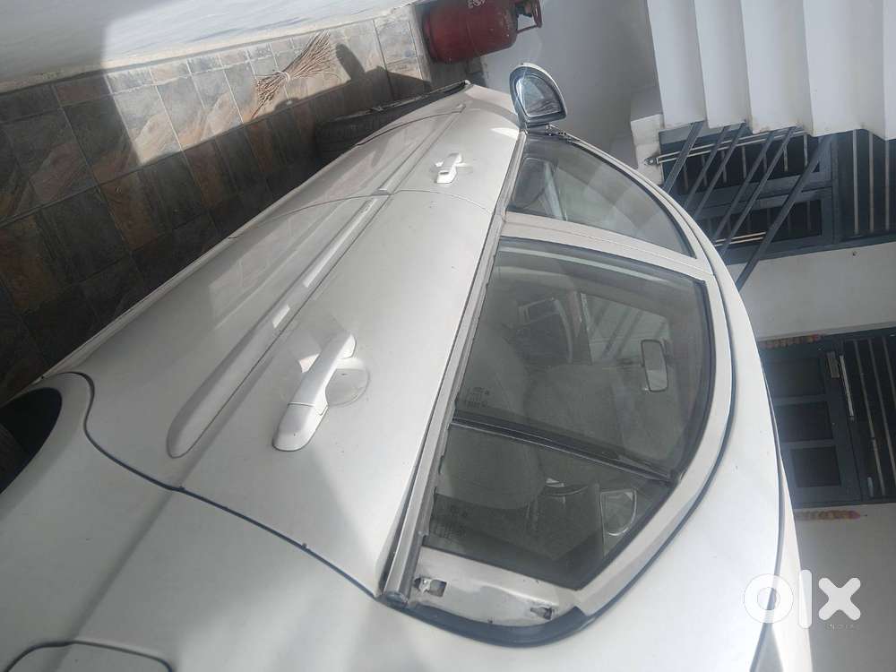 Verna White Colour Allow Wheele Led Touch Music System