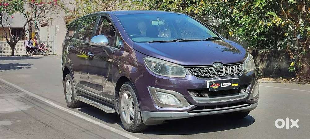 Mahindra Marazzo M6, 2019, Diesel