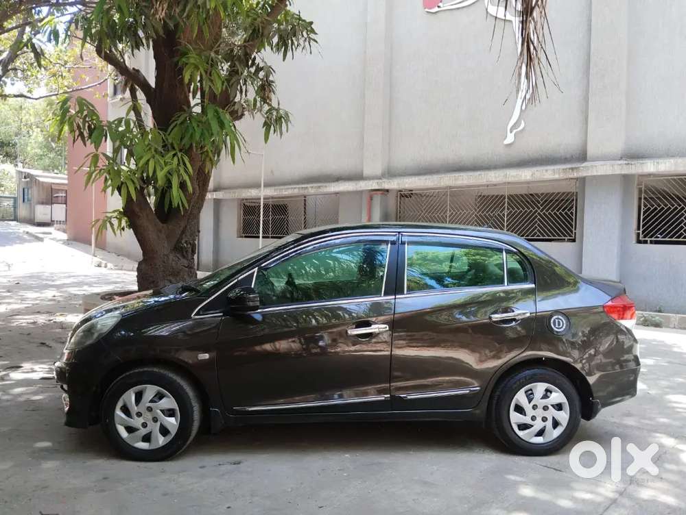Honda Amaze 2016 Diesel Well Maintained