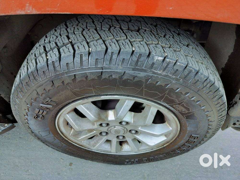 Mahindra Tuv 300 T8, 2016, Diesel