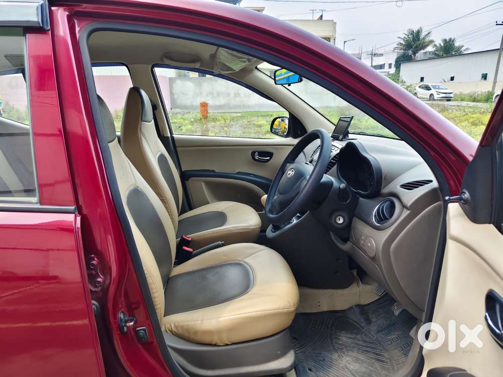 Hyundai I10 Sportz, 2015, Petrol