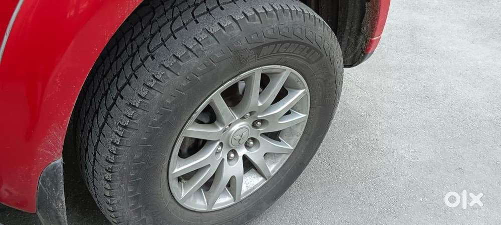 Mitsubishi Pajero Sport 2014 Diesel 256000 Km Driven