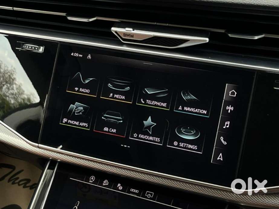 Audi Q8 3.0 Celebration Edition, 2022, Petrol