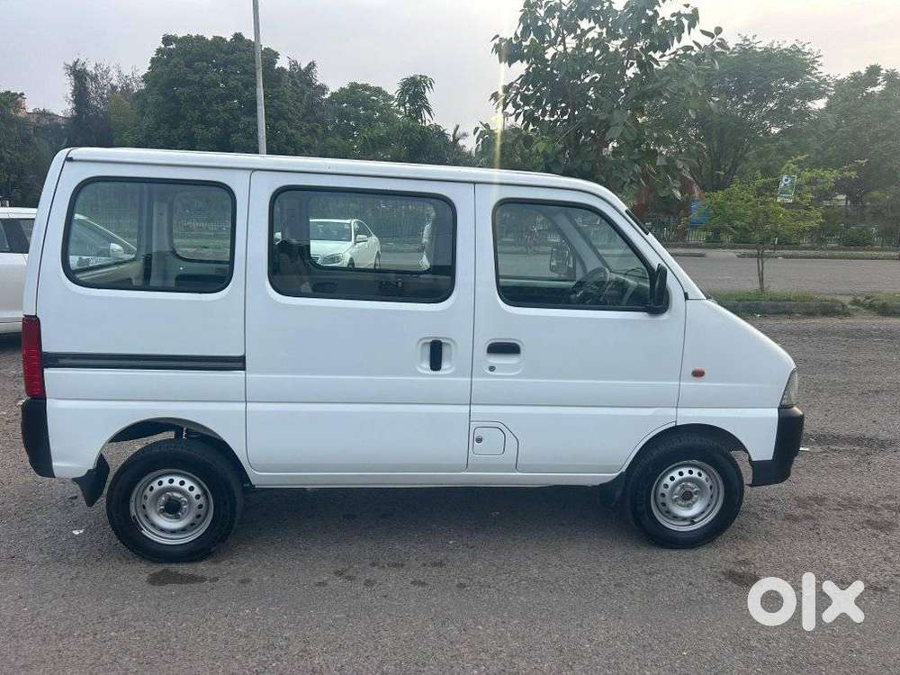 Maruti Suzuki Eeco 5 Str Ac (o), 2023, Petrol