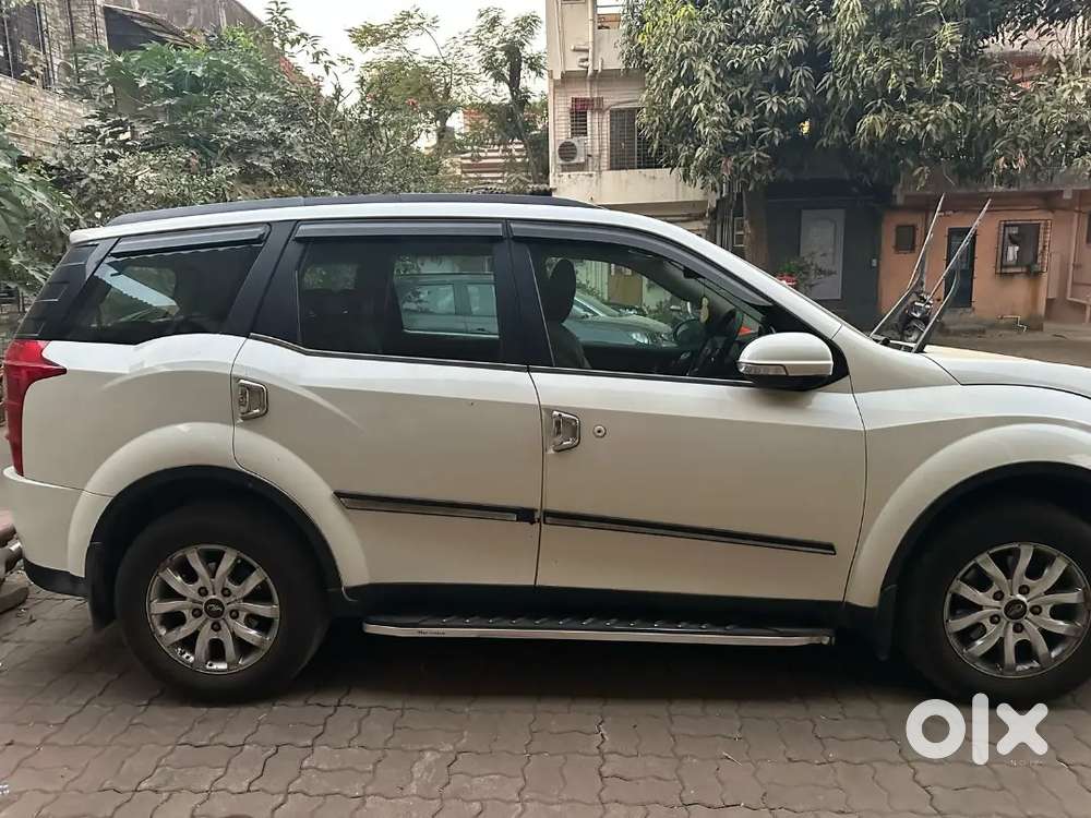 Mahindra Xuv500 Diesel 2015 - 7 Seater Well Maintained Car