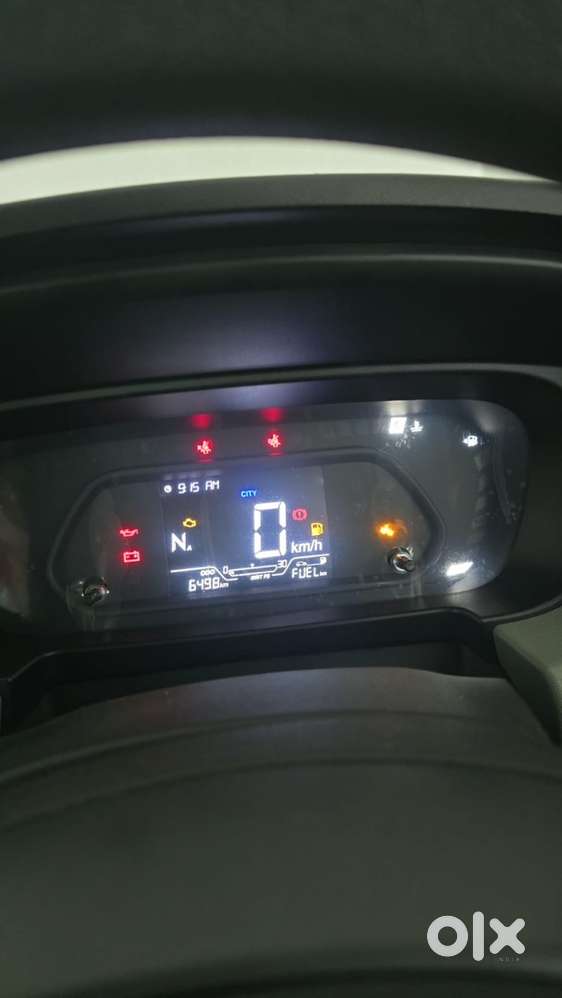Tata Punch Facelift Petrol 2025