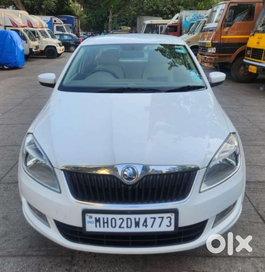 Skoda Rapid 1.6 Mpi Ambition, 2015, Petrol