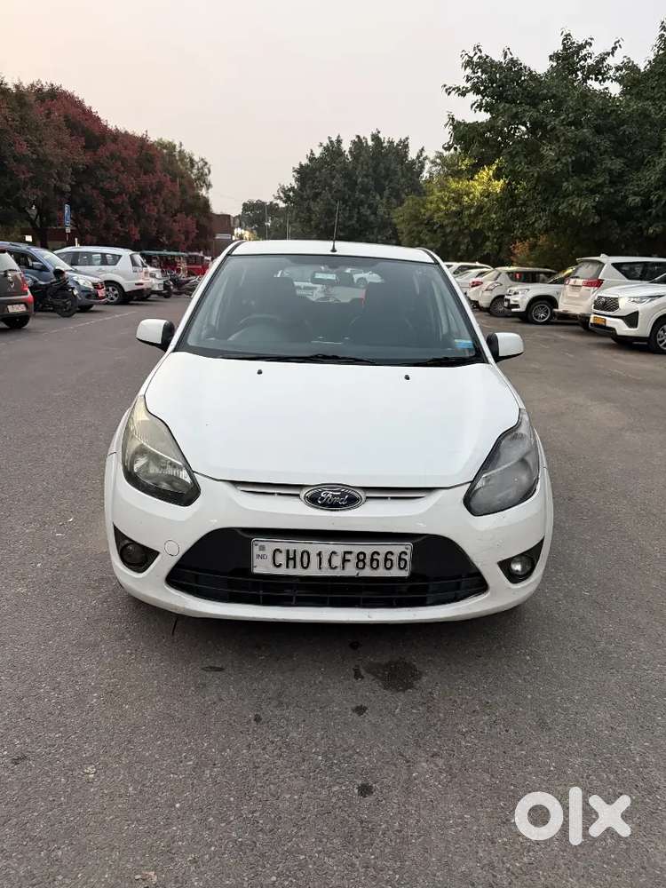 Ford Figo 1.2 Petrol 2012