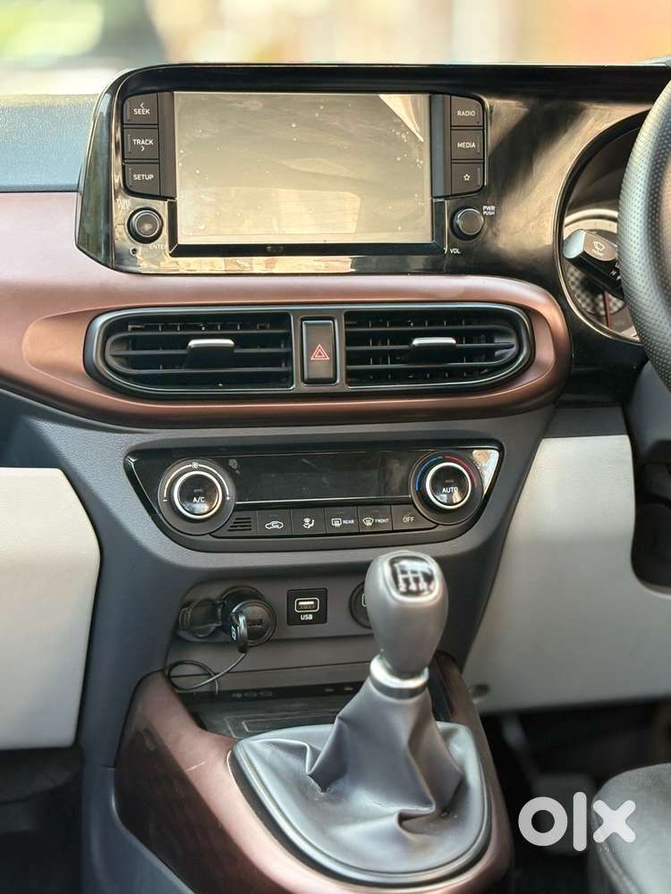 Hyundai Aura Sx (o) Manual, 2020, Petrol