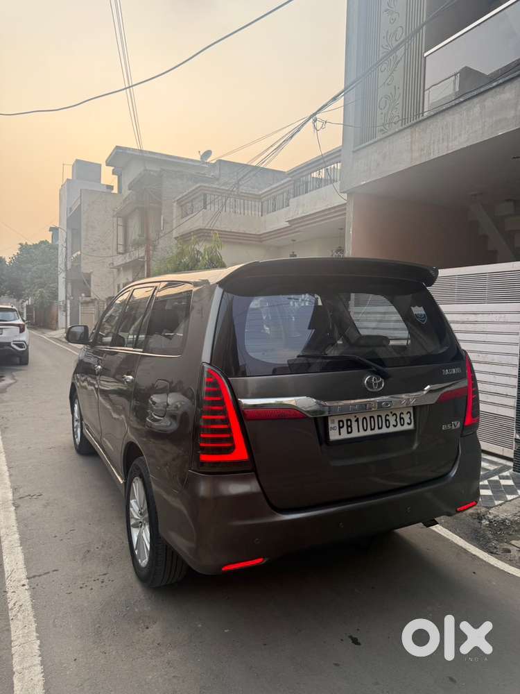 Toyota Innova Diesel 2012