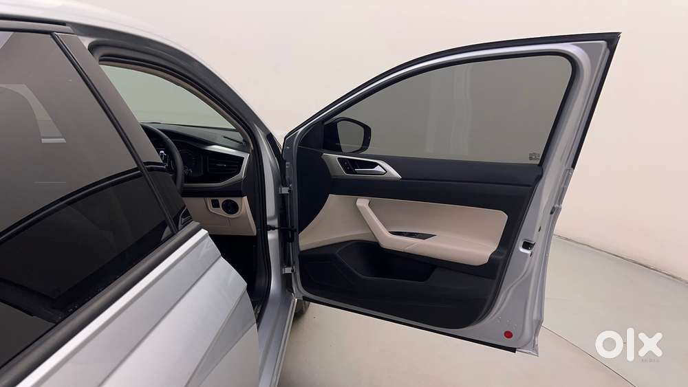Volkswagen Virtus Highline Plus 1.0 Tsi At, 2023, Petrol