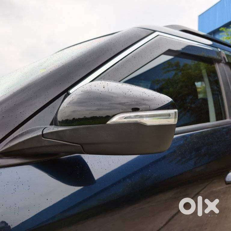 Mahindra Xuv 3xo Ax5 Pm Mt, 2024, Petrol