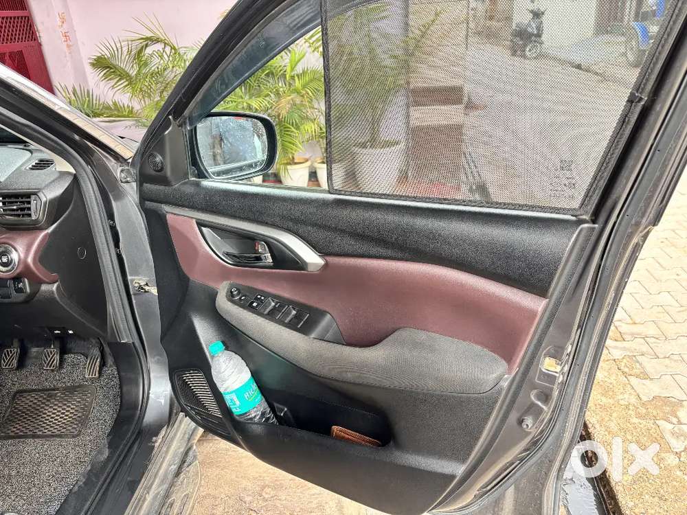 Maruti Suzuki Grand Vitara 2023 Petrol Well Maintained