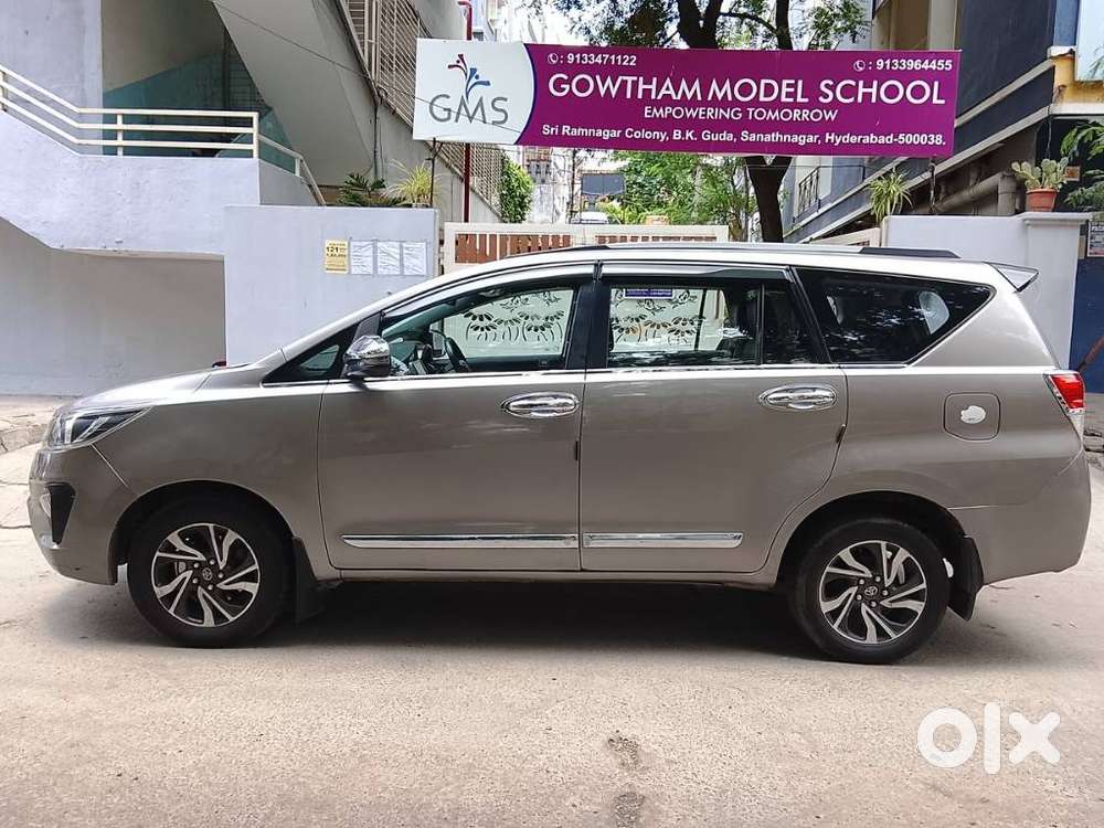 Toyota Innova Crysta 2.4 G Mt 8s, 2021, Diesel