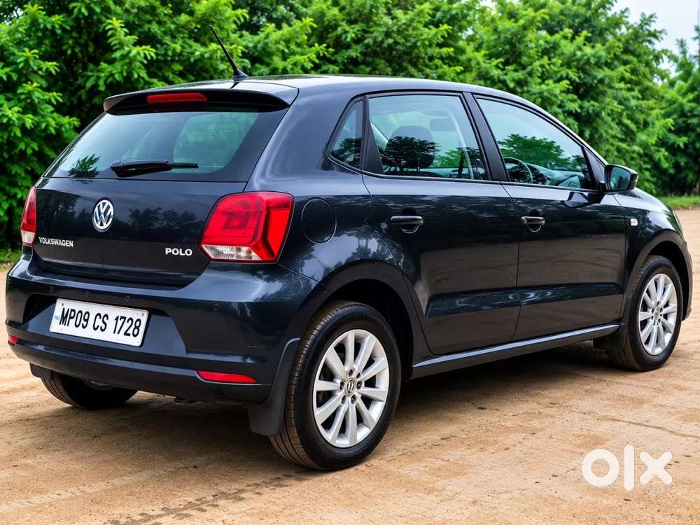 Volkswagen Polo Petrol Highline 1.2l, 2015, Petrol