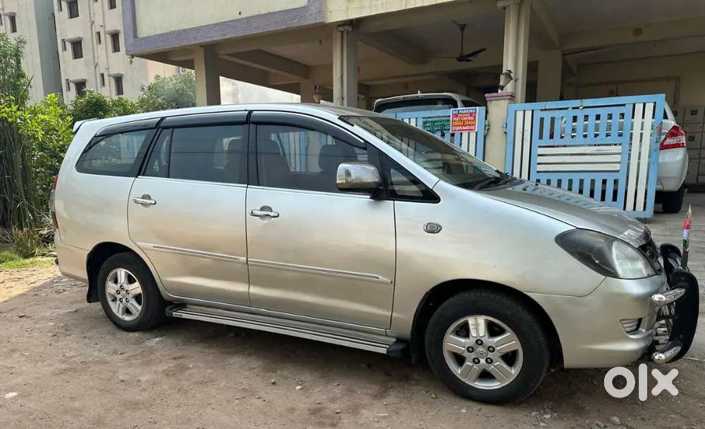 Toyota Innova 2.5 V 2008, Who Wants Genuine 7 Seater In Low Budget.