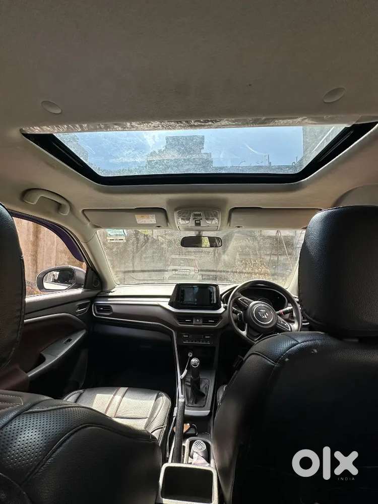 Maruti Suzuki Brezza 2022 Petrol 25000 Km Driven