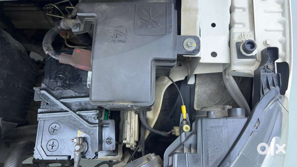 Renault Triber Rxz Easy-r Amt, 2023, Petrol