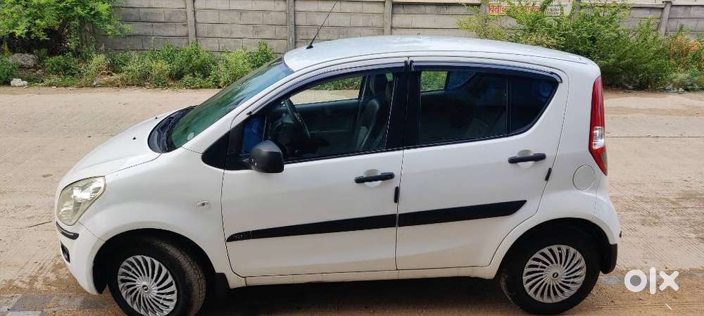 Maruti Suzuki Ritz Vxi Abs, 2011, Petrol