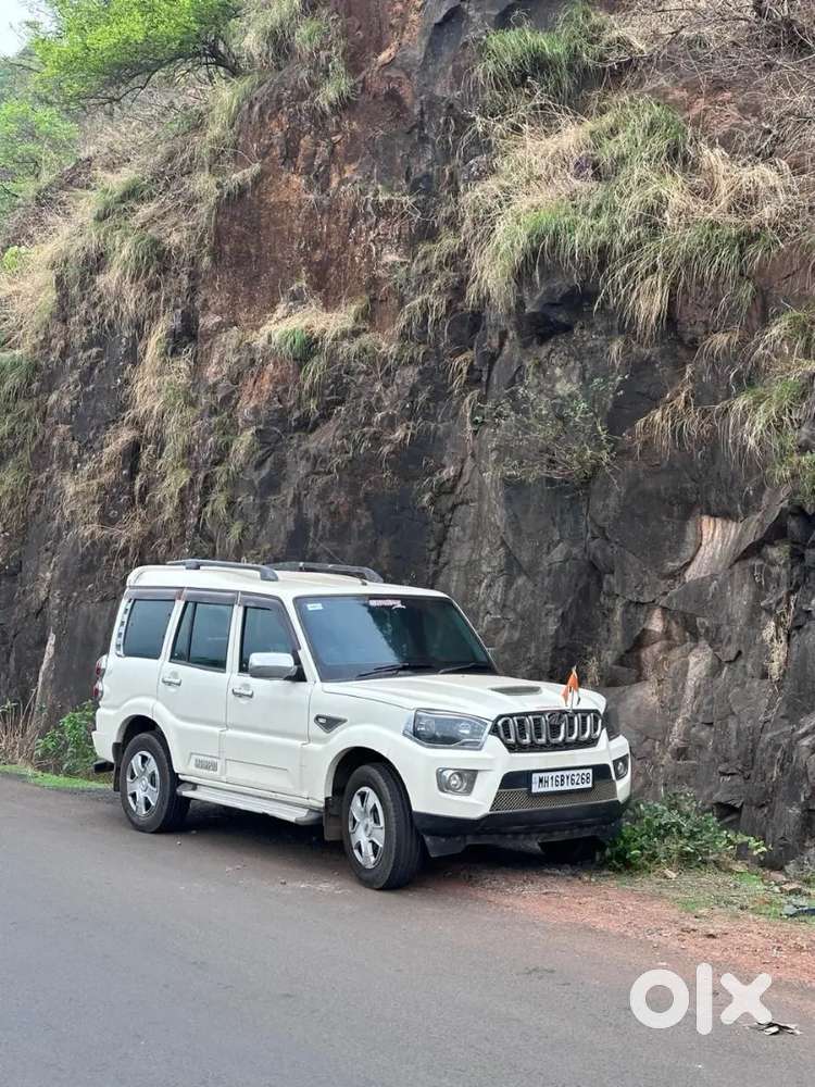 Mahindra Scorpio 2018 Diesel 97900 Km Driven