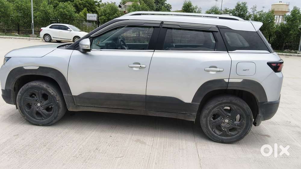 Maruti Suzuki Brezza 1.5 Zxi Smart Hybrid, 2022, Petrol