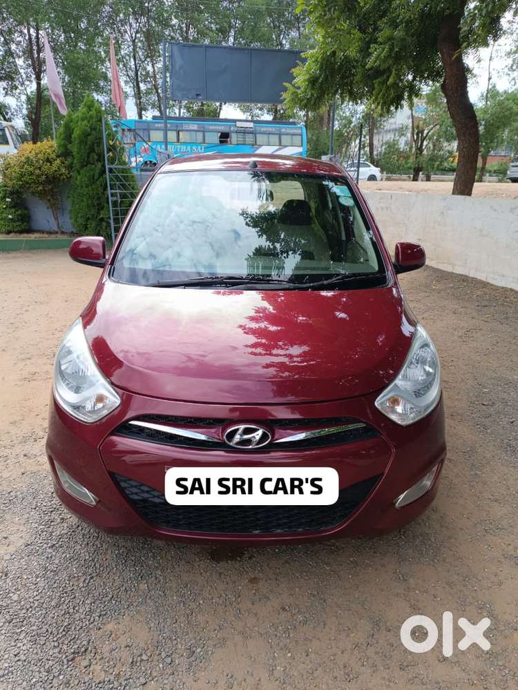 Hyundai I10 Sportz, 2015, Petrol