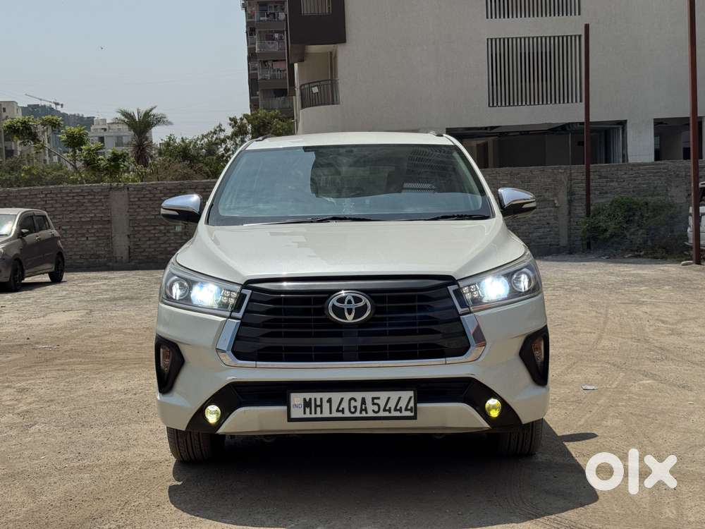 Toyota Innova Crysta 2.8 Zx At, 2017, Diesel