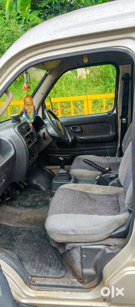 Maruti Suzuki Versa Dx 8 Seater, 2003, Petrol