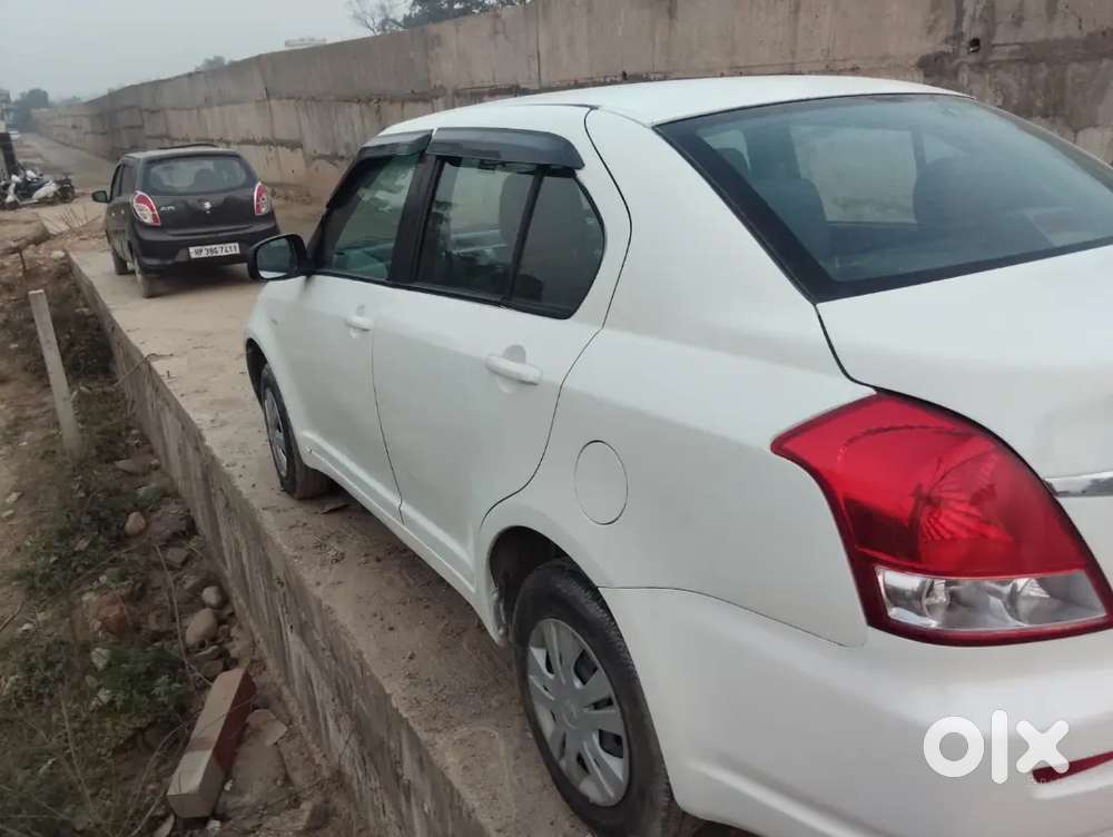 Maruti Suzuki Dzire 2010 Petrol 71000 Km Driven