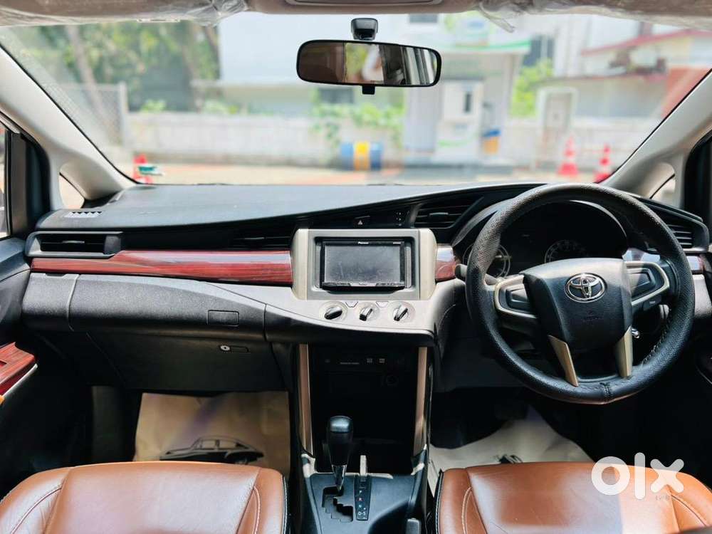 Toyota Innova Crysta