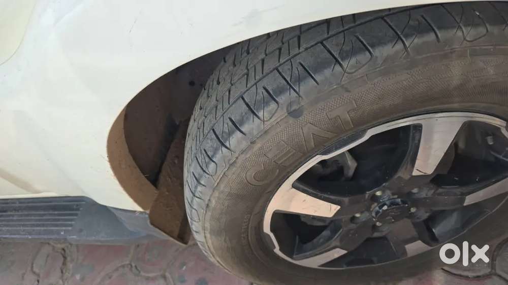 Mahindra Scorpio Class S11