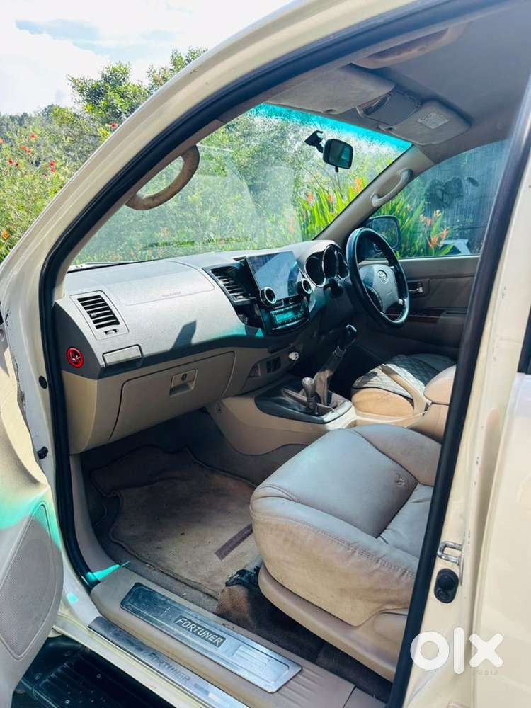 Toyota Fortuner 4x4 2010 Diesel Good Condition