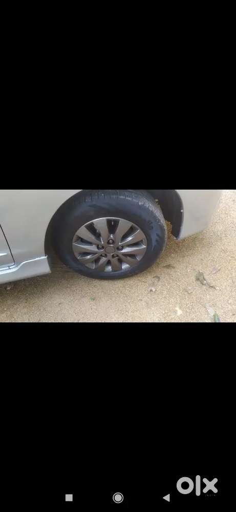Toyota Innova 2014