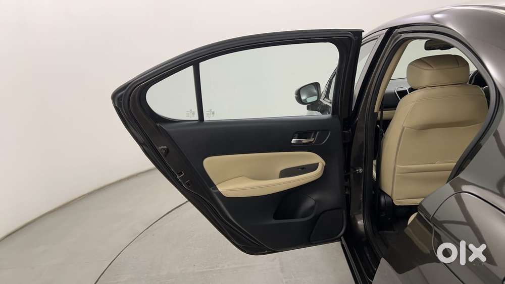 Honda City 1.5 Zx Cvt I-vtec, 2022, Petrol