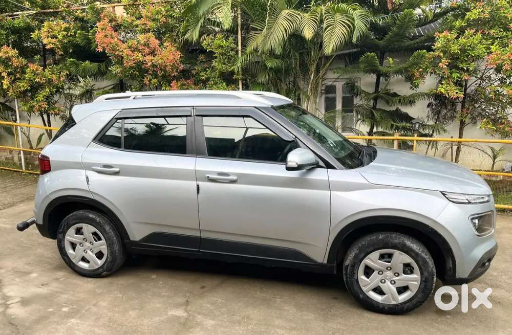 Hyundai Venue 1.2 Petrol Manual 2022