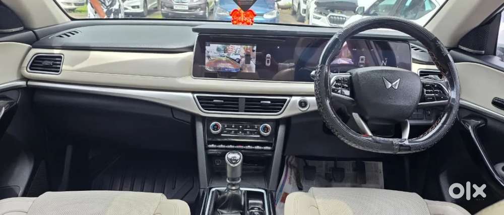 Mahindra Xuv700 2.2 Ax 7 Diesel Mt Str, 2023, Diesel